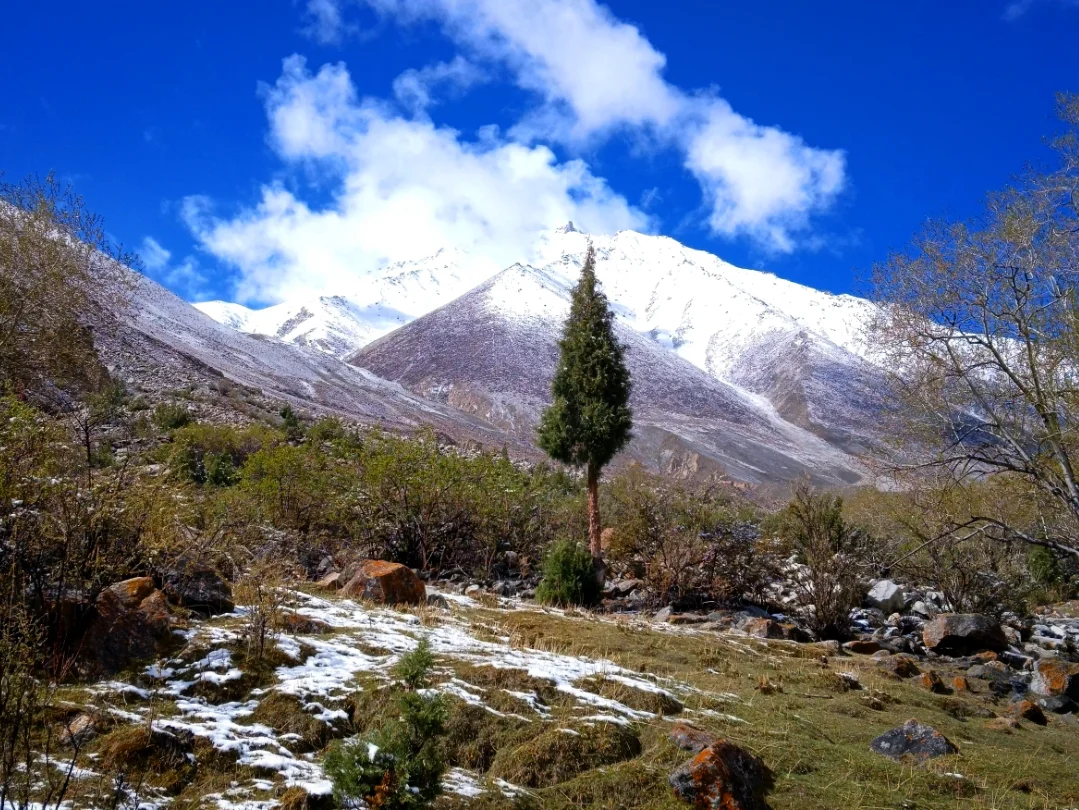 First snow on the ridge above the village